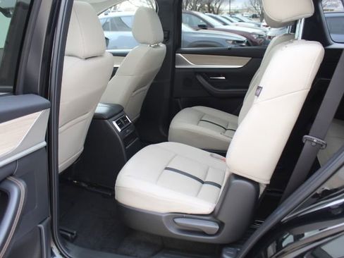 Certified 2025 MAZDA CX-90 Plug-In Hybrid w/Premium Sport image 36