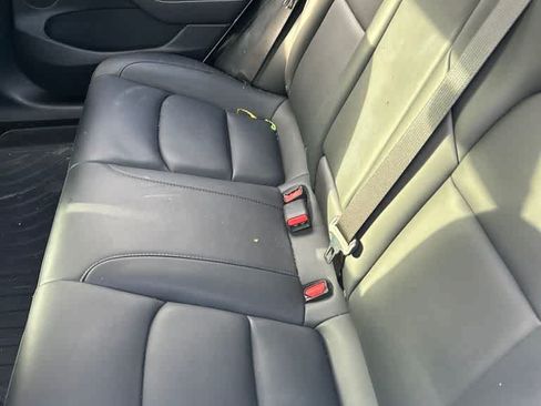 Used 2023 Tesla Model 3 Standard Range RWD image 3