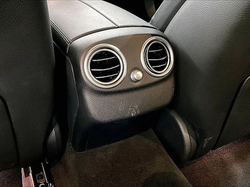 Used 2021 Mercedes-Benz C 300 Sedan w/ Premium Package image 23