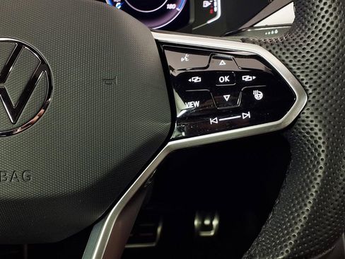 Used 2023 Volkswagen Arteon SE image 20