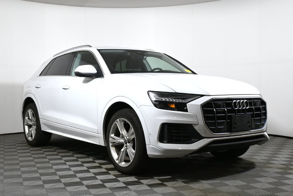 Used 2023 Audi Q8 Premium AWD/4WD image 9