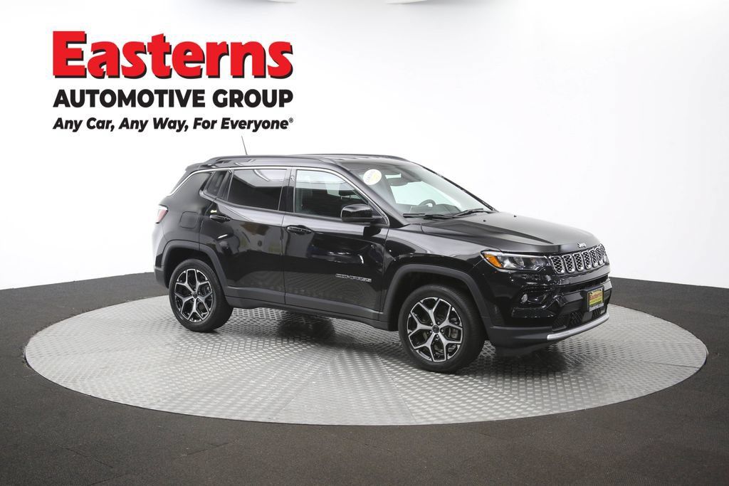 Used 2025 Jeep Compass Limited AWD/4WD image 47