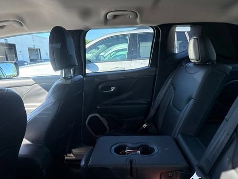 Used 2015 Jeep Renegade Limited AWD/4WD image 11