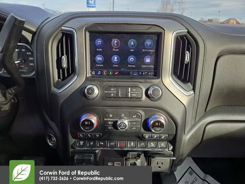 Used 2022 GMC Sierra 2500 Denali w/ Denali Ultimate Package AWD/4WD image 24