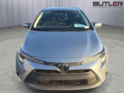 Certified 2023 Toyota Corolla LE w/ LE Convenience Package FWD image 9