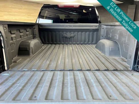 Used 2022 Chevrolet Silverado 1500 RST w/ Redline Edition AWD/4WD image 24