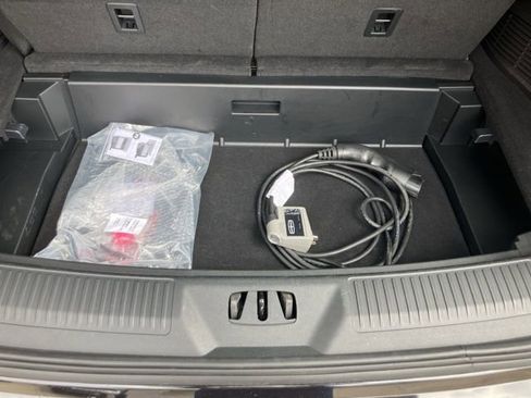 Used 2022 Lincoln Aviator Grand Touring AWD/4WD image 31