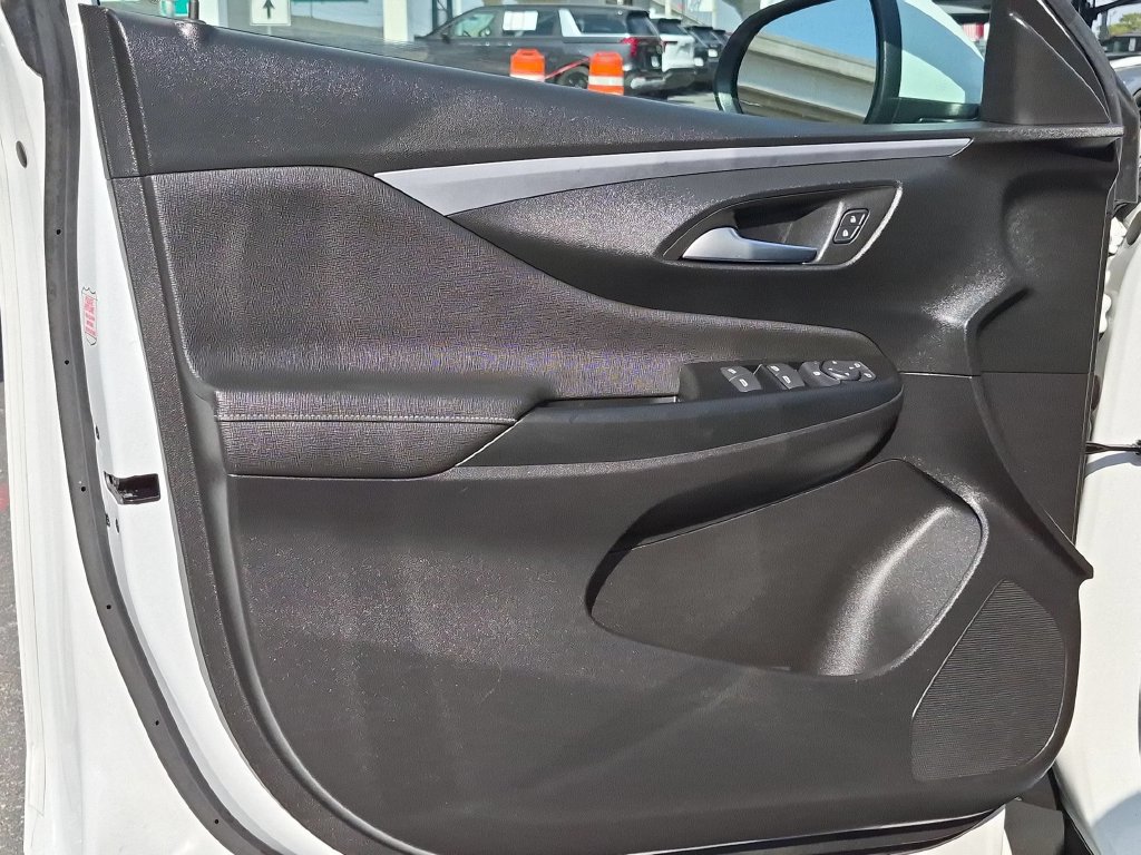Used 2026 Buick Envista Preferred FWD image 11