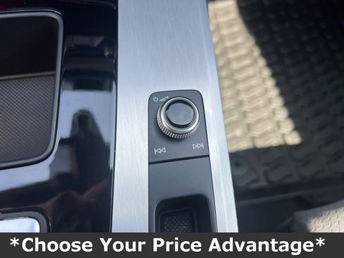 Used 2023 Audi Q5 e Premium Plus w/ Premium Plus Package image 73