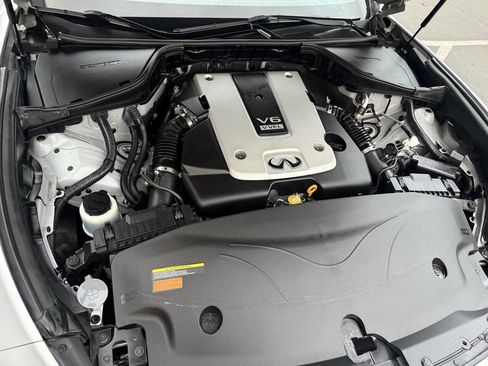 Used 2013 INFINITI M37 w/ Premium Pkg image 25