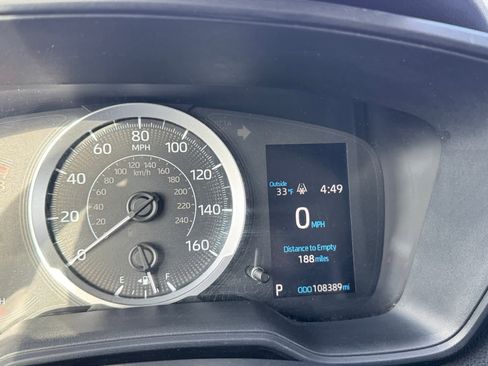 Used 2021 Toyota Corolla LE image 21