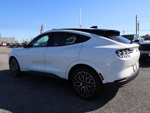 New 2025 Ford Mustang Mach-E Premium image 7