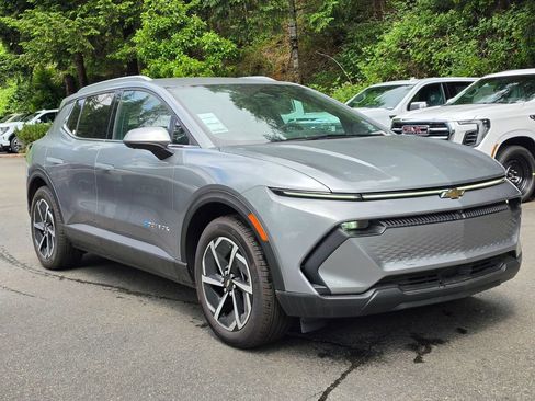 New 2026 Chevrolet Equinox EV LT AWD/4WD image 8