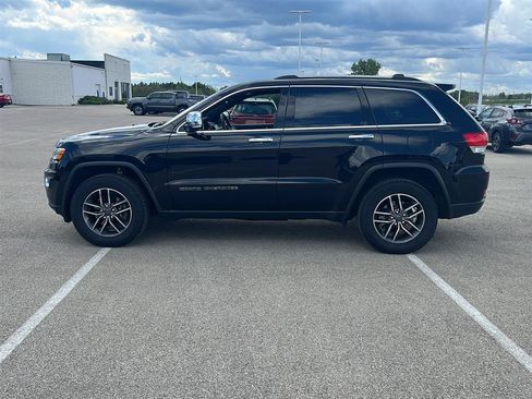 Used 2019 Jeep Grand Cherokee Limited AWD/4WD image 12