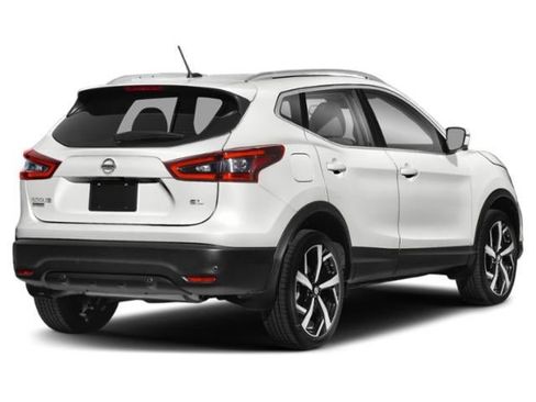 Used 2022 Nissan Rogue Sport SL image 3