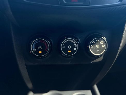 Used 2016 Mitsubishi Outlander Sport ES image 23