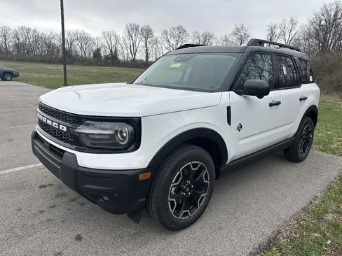 New 2026 Ford Bronco Sport Outer Banks w/ Outer Banks Tech Package+ image 4