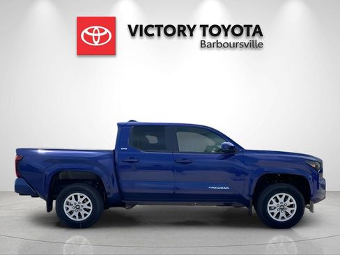 New 2025 Toyota Tacoma SR5 image 3
