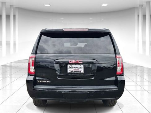 Used 2019 GMC Yukon SLT AWD/4WD image 4