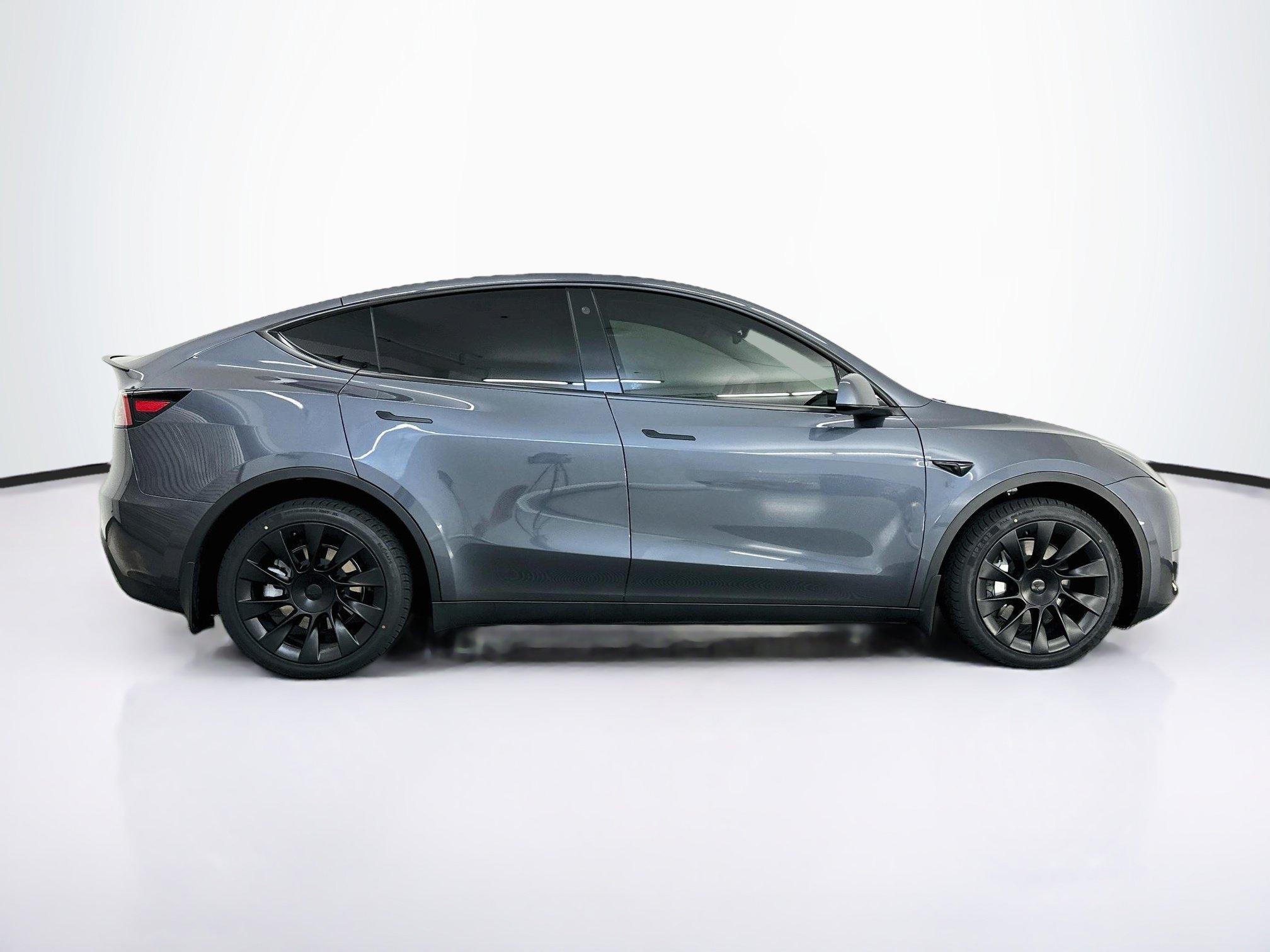 Used 2023 Tesla Model Y Long Range AWD/4WD image 10