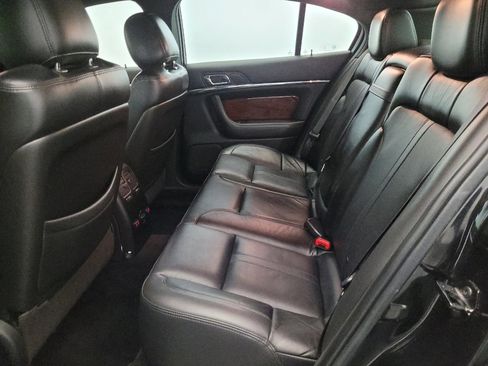 Used 2014 Lincoln MKS AWD w/ Equipment Group 201A image 18