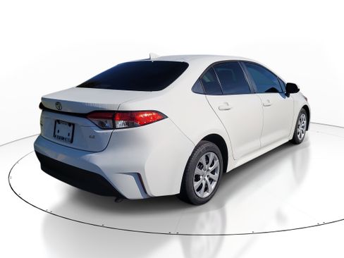 Certified 2024 Toyota Corolla LE image 7