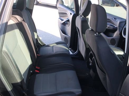 Used 2019 Ford Escape S FWD image 29
