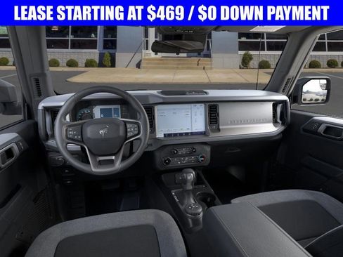 New 2025 Ford Bronco 4-Door image 9