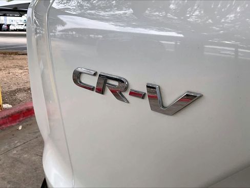 Used 2018 Honda CR-V Touring image 7