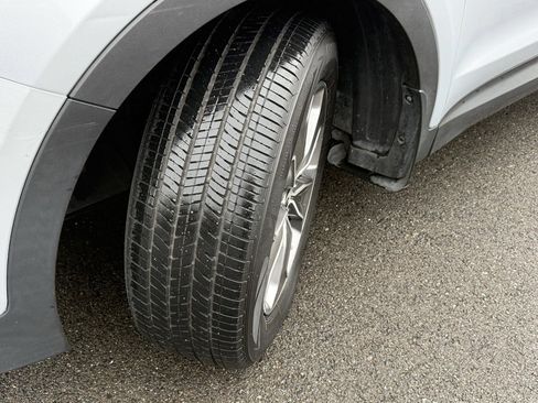 Used 2014 Hyundai Santa Fe Limited image 32