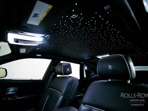 Used 2020 Rolls-Royce Phantom Sedan RWD image 12