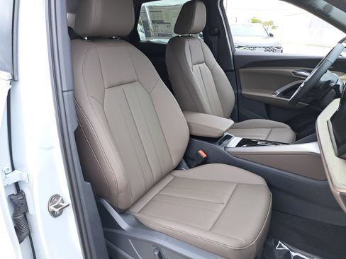 New 2026 Audi Q5 Premium Plus AWD/4WD image 10