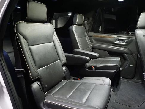 Used 2021 Chevrolet Tahoe Premier w/ Premium Package AWD/4WD image 38
