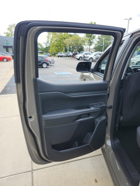 New 2026 Ford Ranger XLT w/ Equipment Group 301A High AWD/4WD image 32