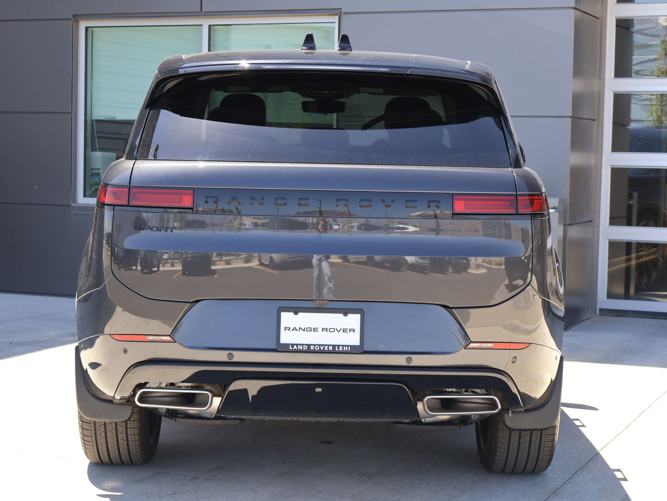 New 2026 Land Rover Range Rover Sport Dynamic SE AWD/4WD image 7
