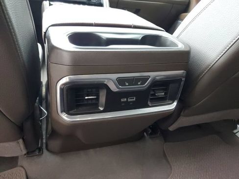 Used 2023 GMC Sierra 1500 Denali w/ Technology Package AWD/4WD image 16