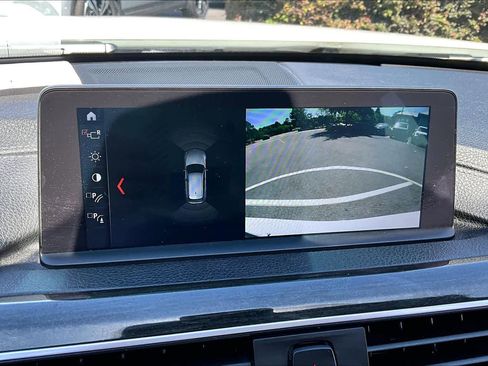 Used 2019 BMW 330i xDrive Wagon w/ Premium Package image 27