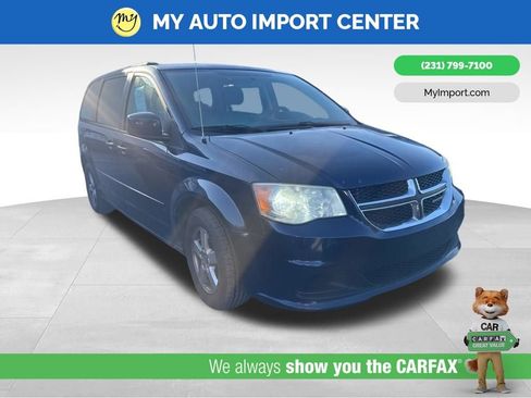 Used 2012 Dodge Grand Caravan SXT w/ Entertainment Group 1 FWD image 1