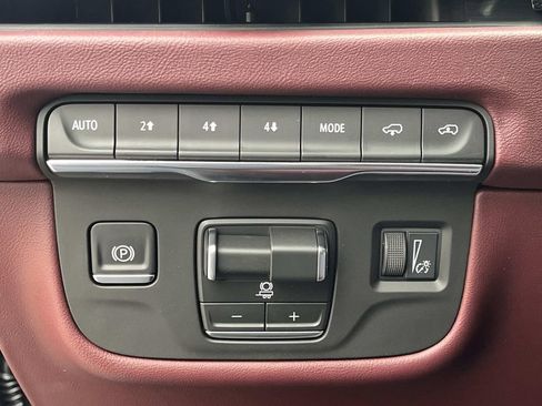 New 2026 Cadillac Escalade Sport image 31