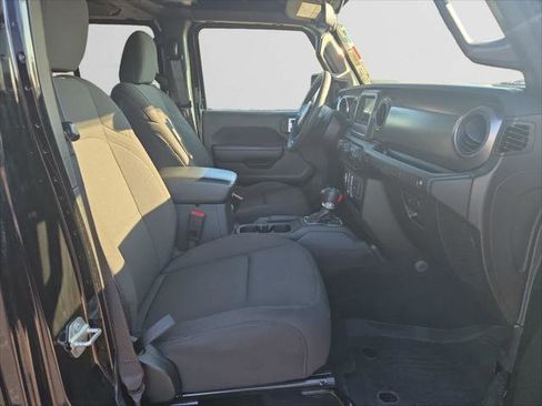 Certified 2023 Jeep Wrangler Unlimited Sport image 15