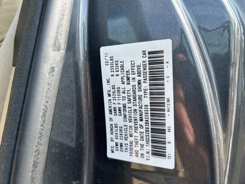 Used 2011 Honda Accord EX-L image 16