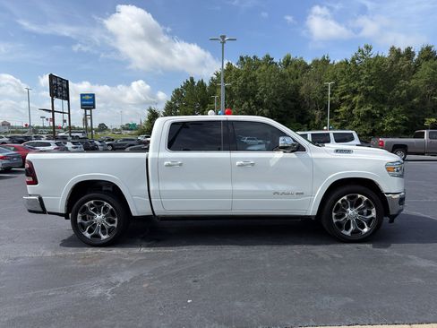Used 2019 RAM 1500 Limited AWD/4WD image 4