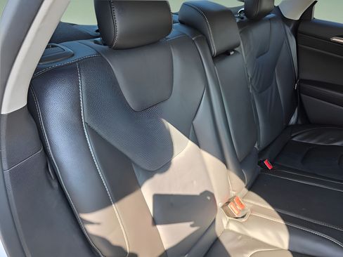 Used 2013 Ford Fusion Titanium FWD image 29