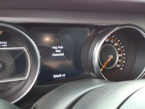 Used 2022 Jeep Gladiator Sport AWD/4WD image 20
