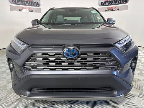 Used 2024 Toyota RAV4 Limited AWD/4WD image 9