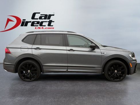 Used 2021 Volkswagen Tiguan SE R-Line AWD/4WD image 3