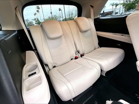 Used 2023 Mercedes-Benz GLS 450 4MATIC image 35