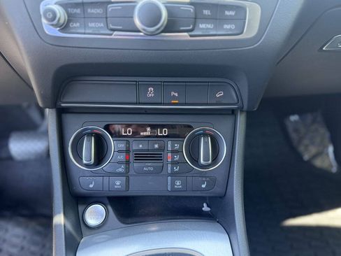 Used 2018 Audi Q3 2.0T Premium AWD/4WD image 16