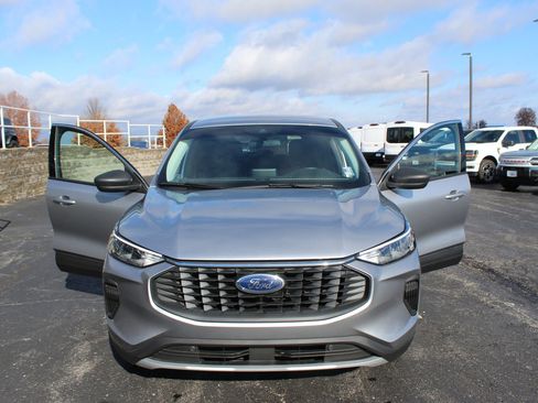 Used 2023 Ford Escape Active image 16