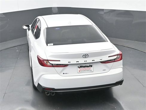 New 2026 Toyota Camry SE image 29